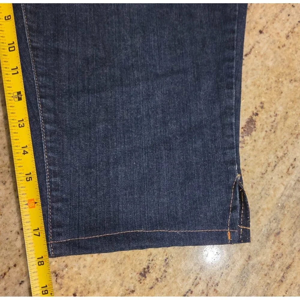 LL Bean Classic Fit Women's Plus Size 20 Blue Denim Crop Capri Jean 40x18